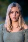 Grace Van Dien is