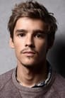 Brenton Thwaites isHenry Turner