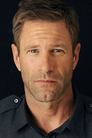 Aaron Eckhart isEvan Shaw