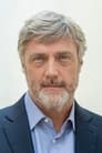 Vincent Regan isCaptain