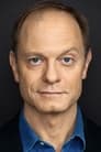 David Hyde Pierce isSlim (voice)