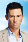 Jeffrey Donovan isBottles