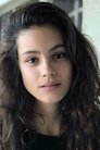 Lise Lomi isZoé Medjadi