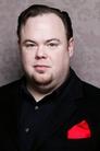 Devin Ratray isBobby Saunders