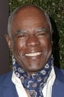 Glynn Turman isGeneral Whalen