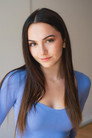 Ханна Черами isJulie Matthews