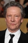 Chris Cooper isLieutenant Gerke