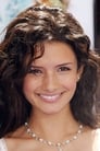 Alice Greczyn isБерy