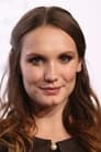Ana Girardot isClara