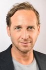 Josh Lucas is