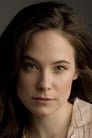 Caroline Dhavernas isDr. Alana Bloom