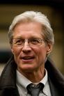 Bruce Boxleitner isColin Barrow (voice)
