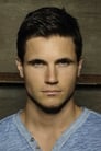 Роббі Амелл isChris Redfield