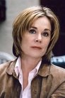 Roxanne Hart is