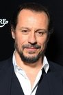 Stefano Accorsi isAmerigo Adulto