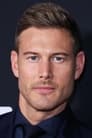 Tom Hopper isAlbert Wesker