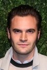 Tom Bateman isBouc